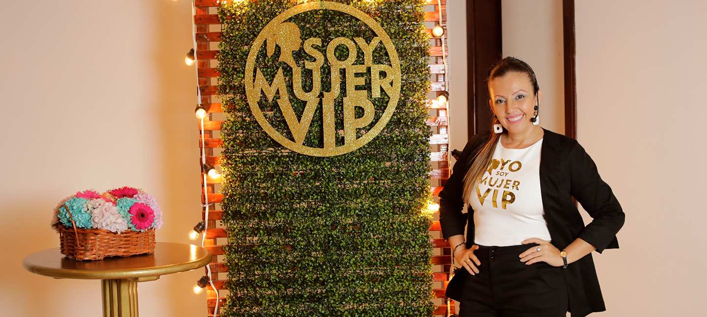 Clara Velásquez - Mujeres VIP Clara Velásquez - Mujeres VIP